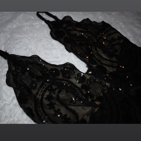 Sexy Black Dress - Picture 5 of 11